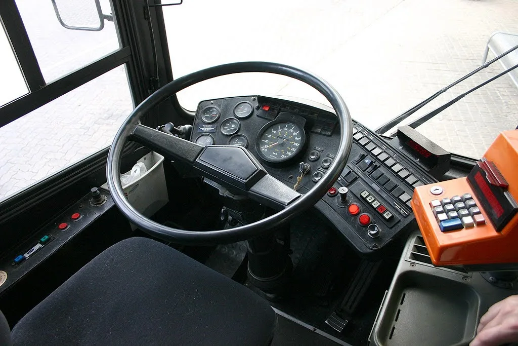 Pupitre de conducció del Pegaso 6420.
